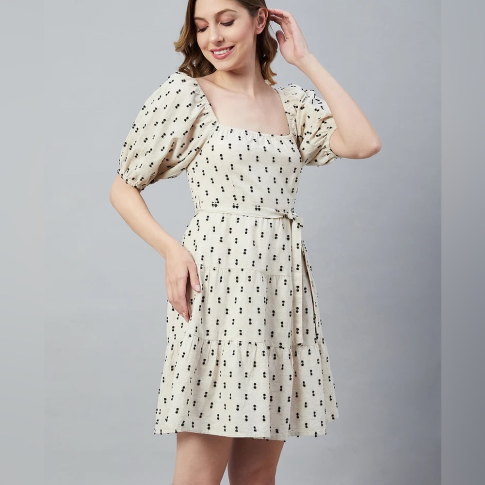 Sim & Sam Elastic Waist Dress. Cream and Black Sz S